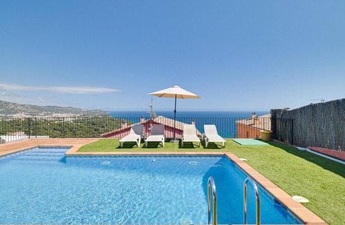Cruilles Villa | Villa Bella Vista