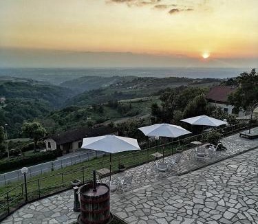 Belvedere Langhe Bed & Breakfast | Villa Belvedere Langhe