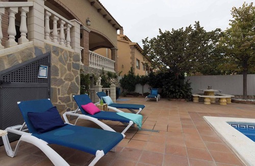 Roda de Bara House | Villa CanRoda - Piscina Privada, Vistas increibles, A/C