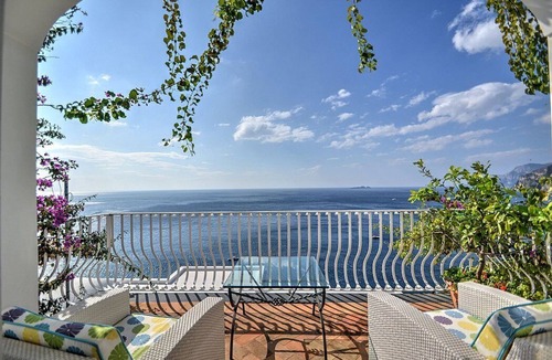 Arienzo Villa | Villa Cleopatra: An elegant and welcoming two-story villa built sheer above the sea, with Free WI-FI.
