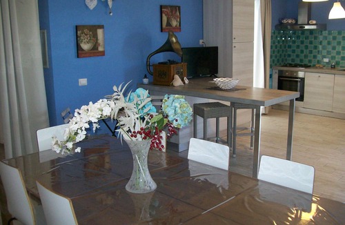 Ladispoli Villa | Villa consisting of two independent suites