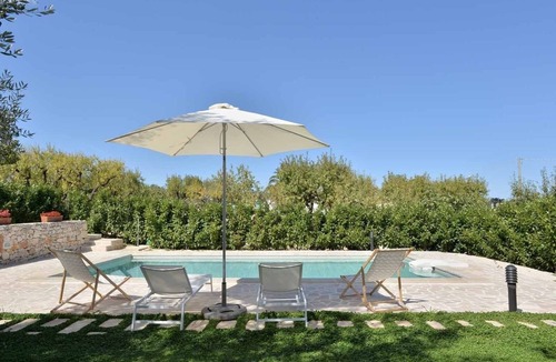 Impalata Villa | "Villa Degli Allori" Stunning Villa with Exclusive Private Pool, 4 Guests