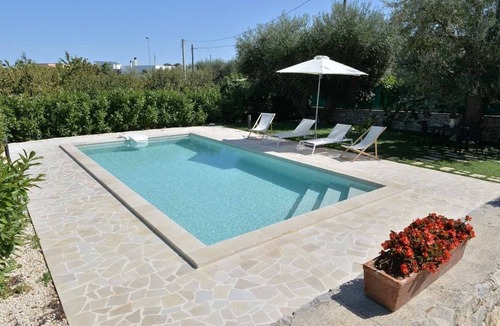 Impalata Villa | "Villa Degli Allori" Stunning Villa with Exclusive Private Pool, 4 Guests