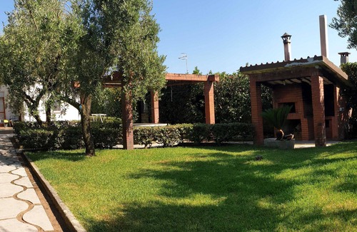 Fondi Villa | VILLA DEGLI ULIVI 300 METERS FROM THE SEA