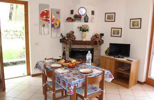 Serina Apartment | Villa dei Pini