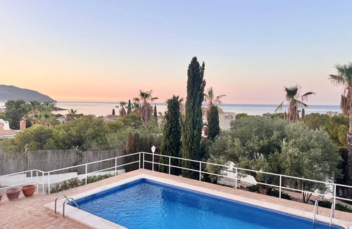 Los Puertos Villa | Villa del Mar, incredible house 300 meters from the sea.