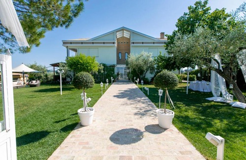 Torrevecchia Teatina Bed & Breakfast | Villa Floridia