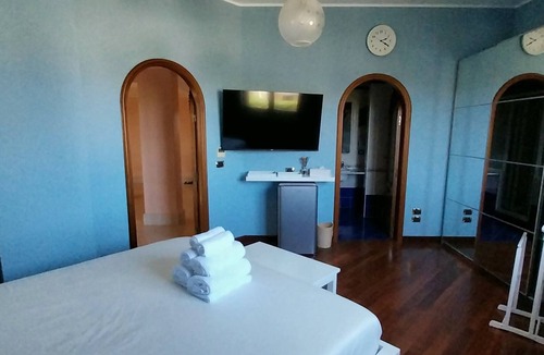 Tiche Bed & Breakfast | Villa Giulia - Sea Wave