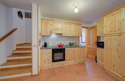 Castelveccana Villa | Villa Il Castagno Few Min From Beach, Castelveccana, Italy