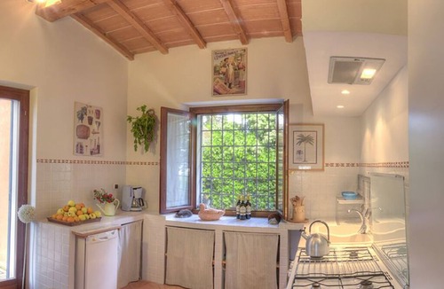 Todi Villa | Villa in Todi, superb views, private pool, maid service, trattoria 5 mins walk
