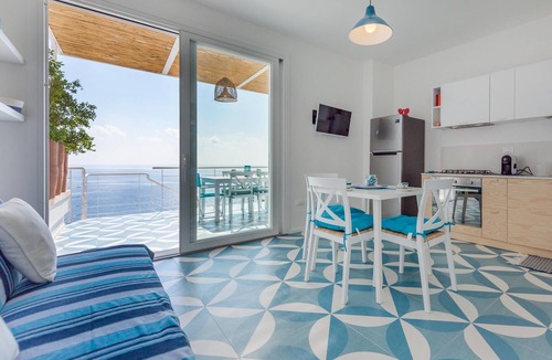 Castro Marina Villa | Villa Infinity - Marina Di Marit.