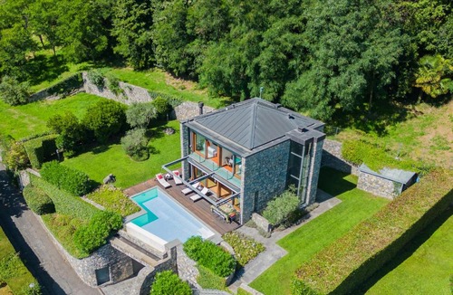 Como Villa | Villa Infinity