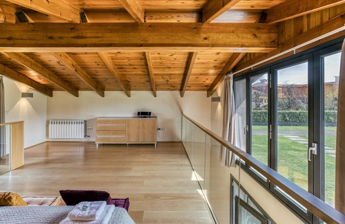 Les Preses Villa | Villa 'La Solfa' with Mountain Views, Wi-Fi and Air Conditioning