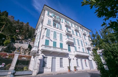 Carate Urio Apartment | Villa Larius Balcone