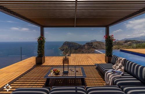 Cumbre del Sol Villa | Villa Llebeig by Abahana Luxe