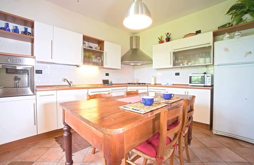 Rezza House | Villa Marinin