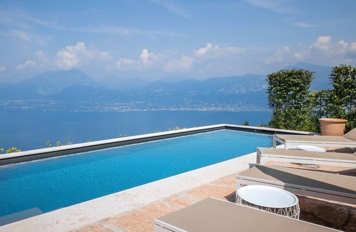San Zeno di Montagna Villa | Villa Montelago With Pool