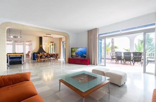Los Geraeos Villa | Villa Nico - By Aloha Palma