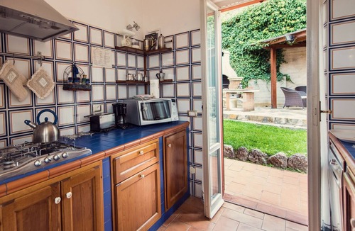 Perugia Villa | Villa Nuba,Pinturicchio apt-salt,heated water pool,wifi,fireplace,5min.downtown