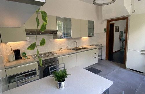 Sale Marasino Villa | Villa Olivella - Two Bedroom Villa, Sleeps 6