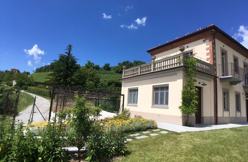 Monforte d'Alba Villa | Villa - Outstanding Luxury with pool - Langhe's Hills