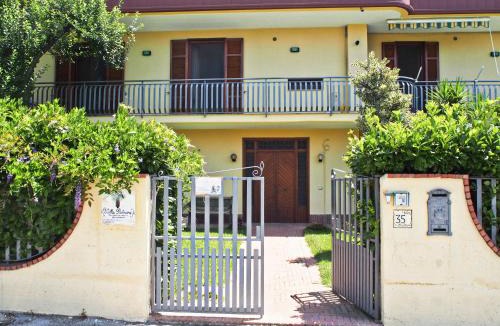 Quadrelle Bed & Breakfast | Villa Palmira