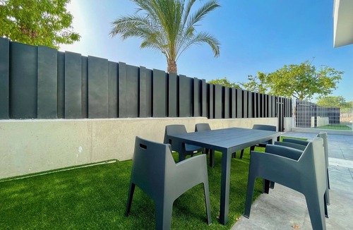 Molina de Segura Villa | Villa/Private Pool/5 Bedrooms/4 Baths