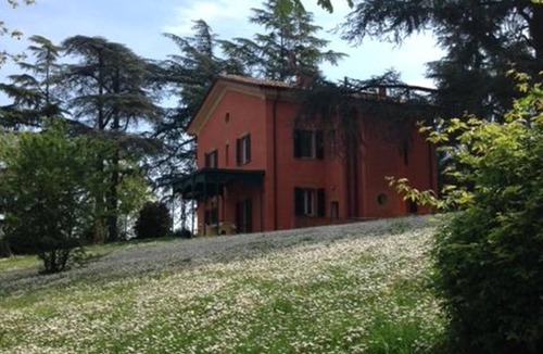 Castel San Pietro Terme Apartment | Villa Resta - Depandance