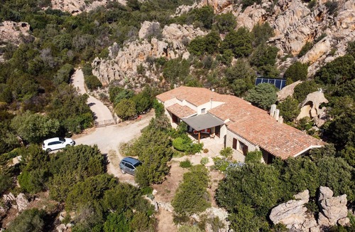 San Pantaleo Villa | Villa 'Roccia San Pantaleo' with Sea View, Wi-Fi and Air Conditioning