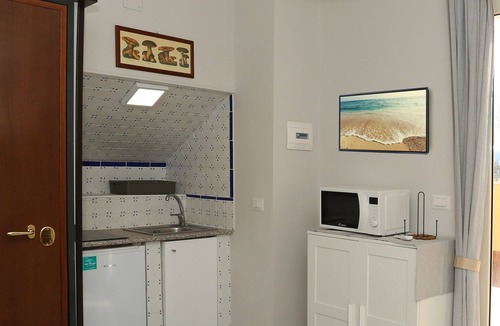 Bagnoli Apartment | VILLA ROSA - Apartment n. 5 "MYRTLE" (2 beds):