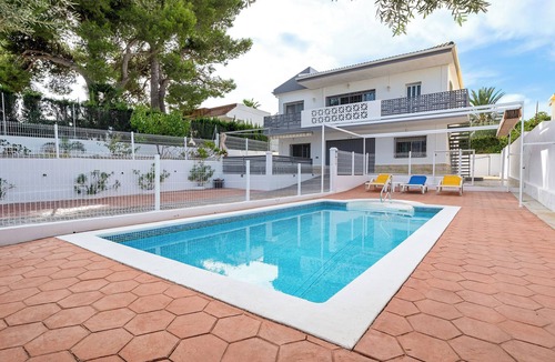 L'Ampolla Villa | "Villa rosita" 200 m to the Sea