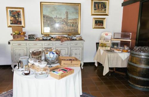 Cortemilia Hotel | Villa San Carlo