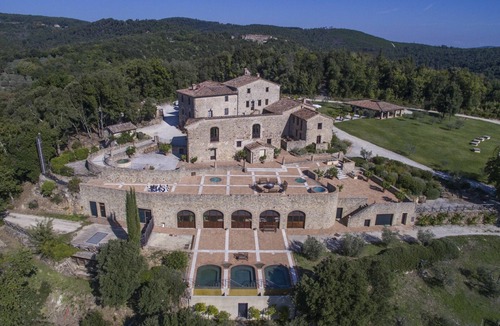Monticiano Villa | Villa Vittorio - Luxury Villa with swimming pool near Siena, Tuscany