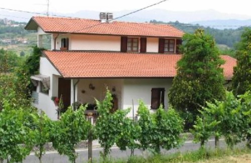 Aulla Villa | Villa with garden in the countryside 10 minutes from the center of Aulla