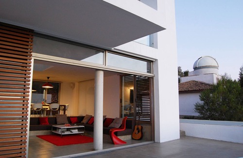 Canyelles Villa | Villa with modern design/views, free WIFI, Priv. Pool, barbecue, air conditioning in 2 DBL rooms