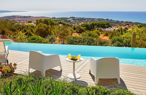 Sciacca Villa | Villa with pool and sea view, 3 bedrooms Sciaccan