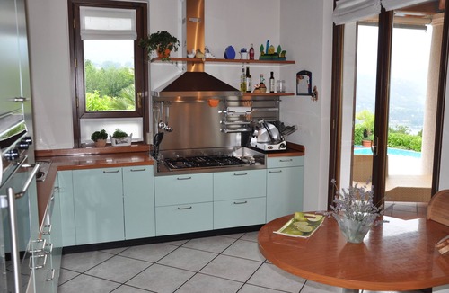 Arona Villa | VILLA with swimming pool u. fantastic view of Lake Maggiore