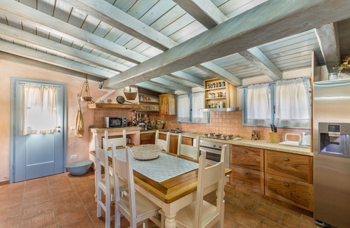 Olbia Villa | Ville delle Fonti a San Pantaleo 2 km from the sea, private pool, large garden