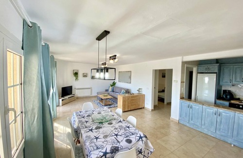 Lloret de Mar Villa | Villenpark Playa Arena House Villa Paradise- GROUP OF YOUNG PEOPLE NOT ALLOWED
