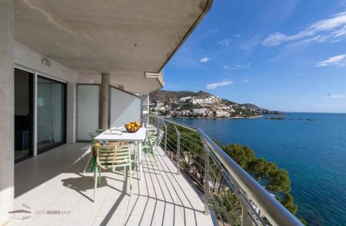 Roses Town Center Apartment | Vista Roses Mar - Cala d'Or