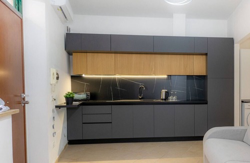 Tuscolano Apartment | VivimiHome - Apt a pochi passi dalla metro,con ingresso privato