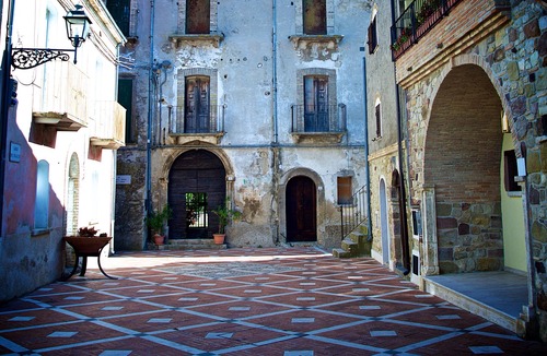 Selva di Altino House | Warm hospitality and history at Palazzo Pulieri