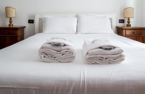 Montegrotto Terme Apartment | Welc-ōM Montegrotto Terrace View
