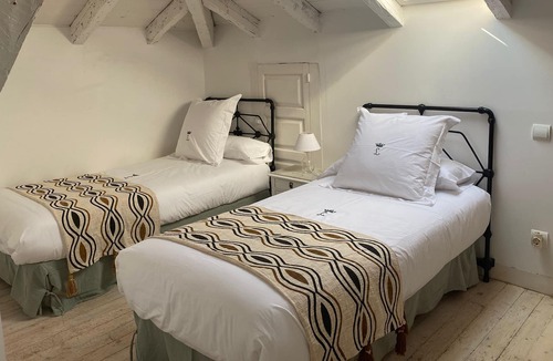 Comillas City Center House | Welcome to this home with history