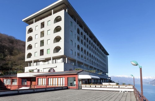 Valbrona Apartment | Welcoming apartment in Valbrona with shared pool
