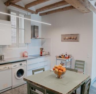 Tivissa Apartment | Wine Country stay at Ca Escoda between Montsant and Priorat on the Ebro Riverside