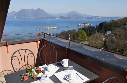 Carciano Apartment | Wonderful apartment in a renowned art nouveau villa with pool and dream view