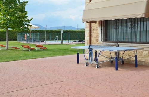 Banyoles Villa | Wonderful holiday home with pool and situated in small authentic village