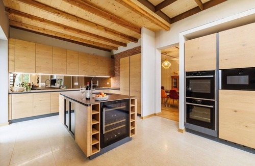 Monteu Roero Villa | Wonderful private villa for 26 people with WIFI, A/C, private pool and patio, close to Alba
