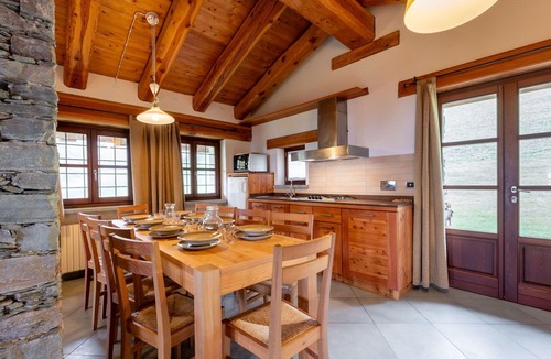 Sampeyre House | Wonderful private villa for 9 people with TV and patio